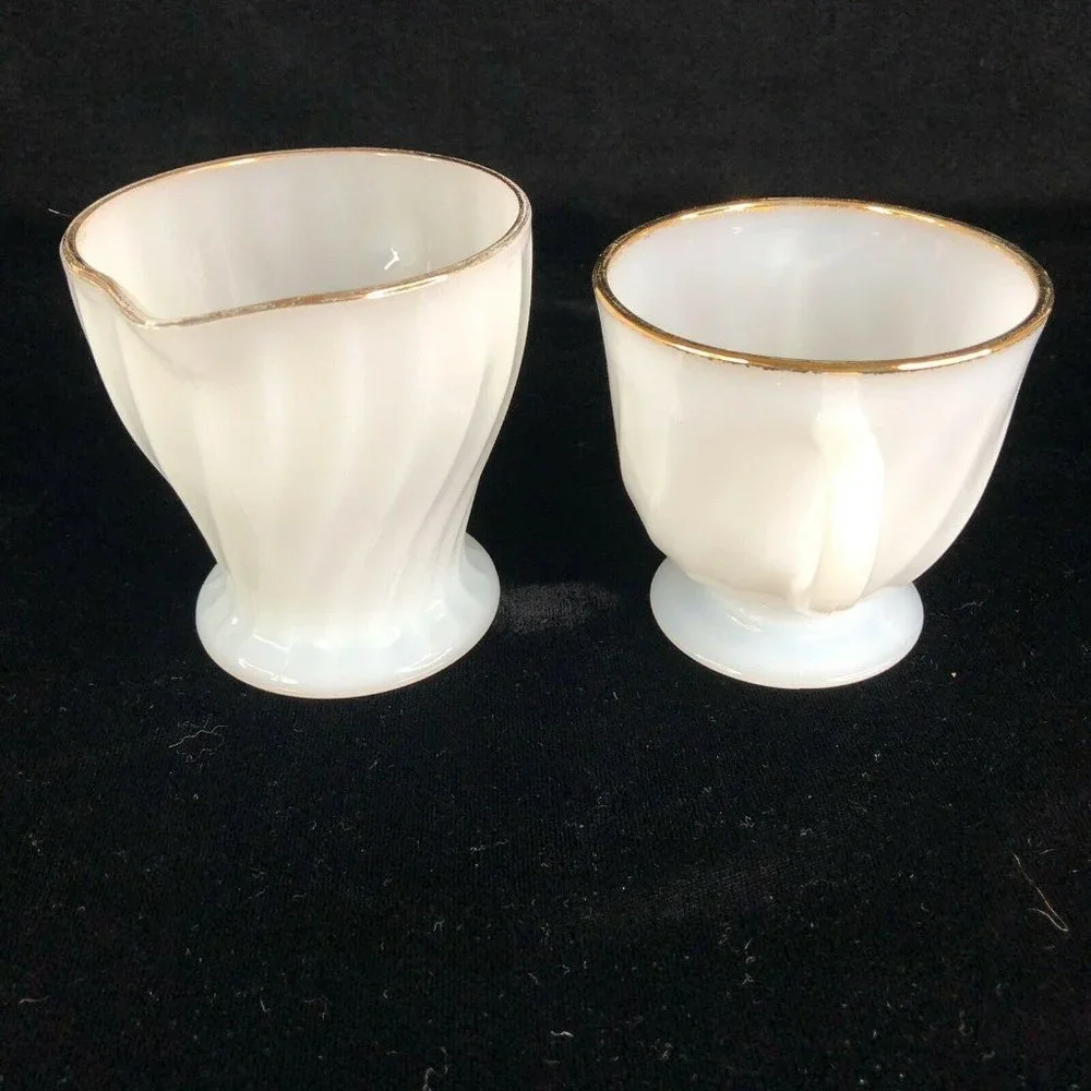 Fire King 3 Creamer 1 Sugar Bowl 2 Berry Set White Gold Swirl‎ Anchor Hocking